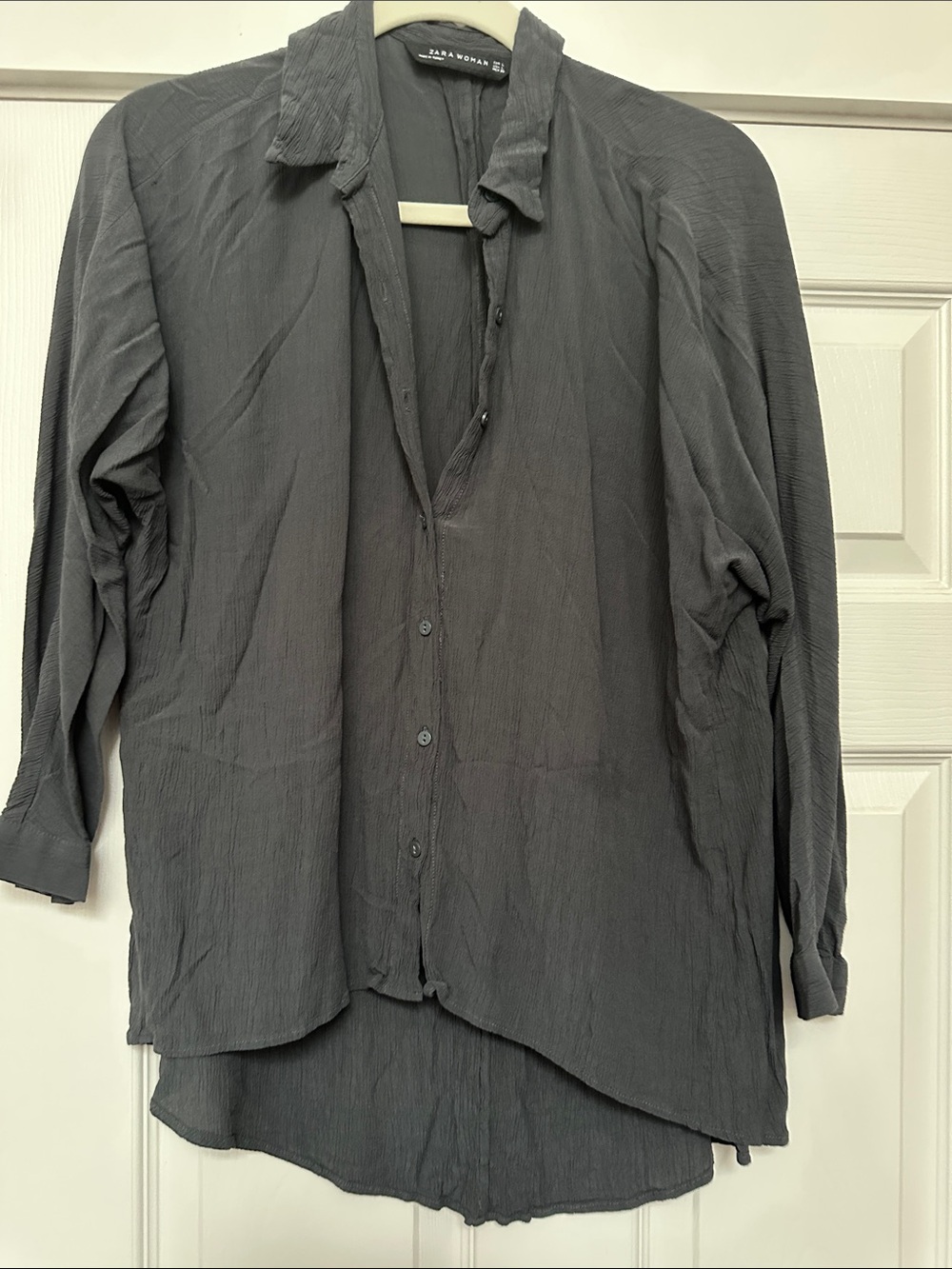 Zara Women’s  Dark Charcoal Lightweight Button-Front Shirt Jacket